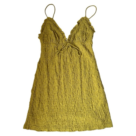 VICI “Kieran” textured mini dress – chartreuse, sleeveless, size M - Picture 1 of 7